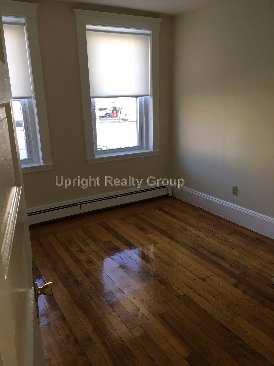 81 Empire St, Allston