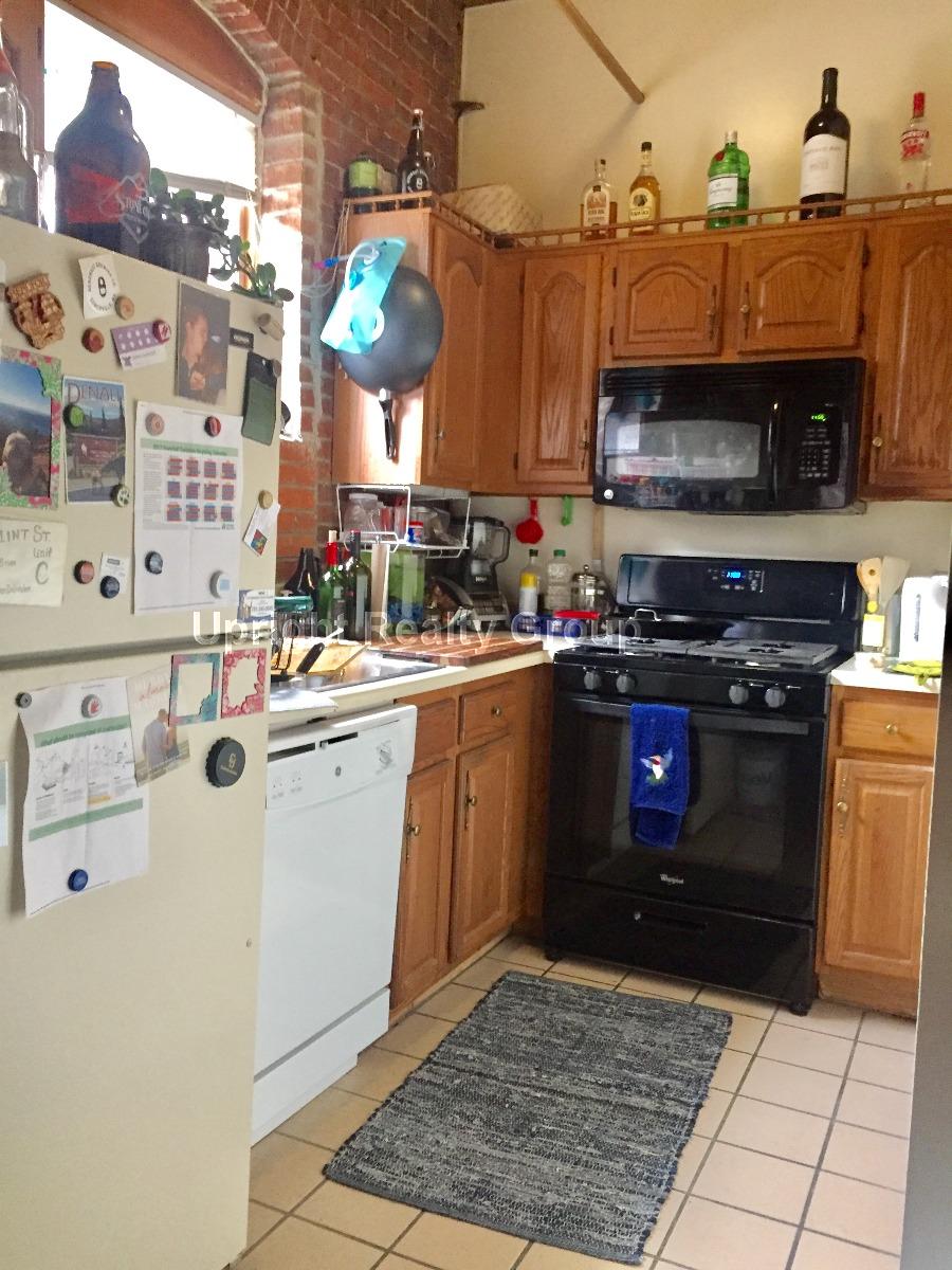 https://ygl-photos.s3.us-west-004.backblazeb2.com/9693W5a3bd8036b40b.jpg