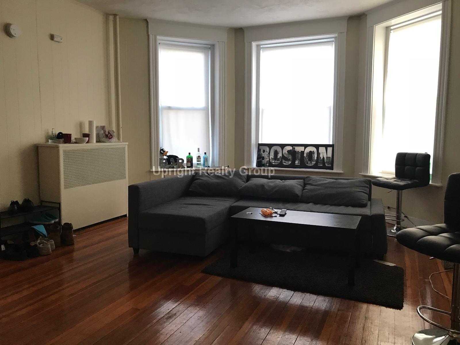 1114 Commonwealth Ave, Allston