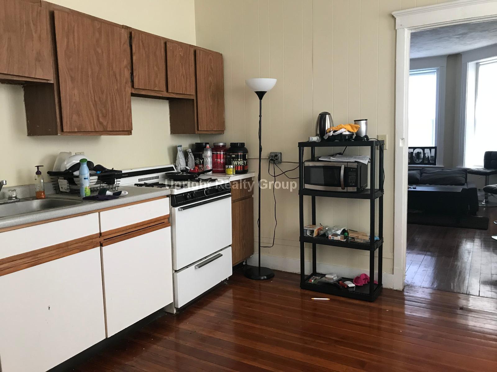 1114 Commonwealth Ave, Allston