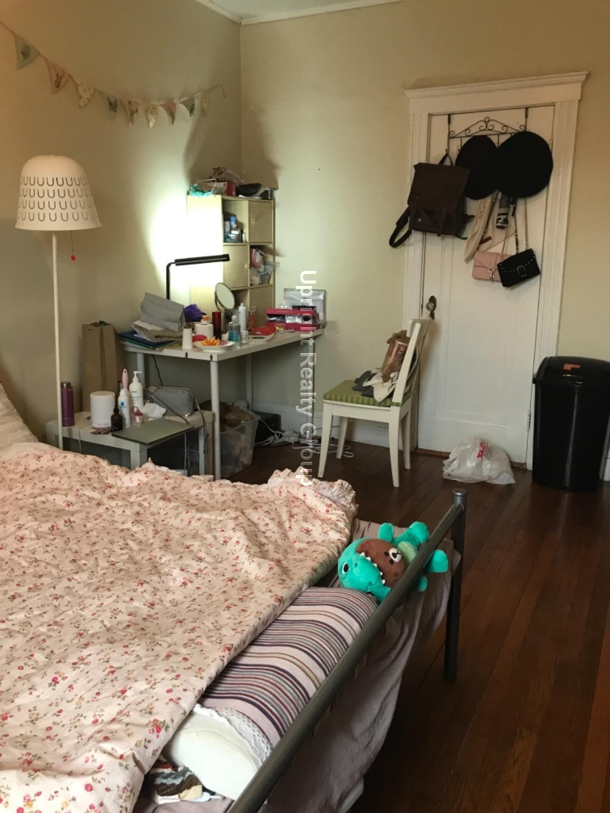 55 Linden St, Allston