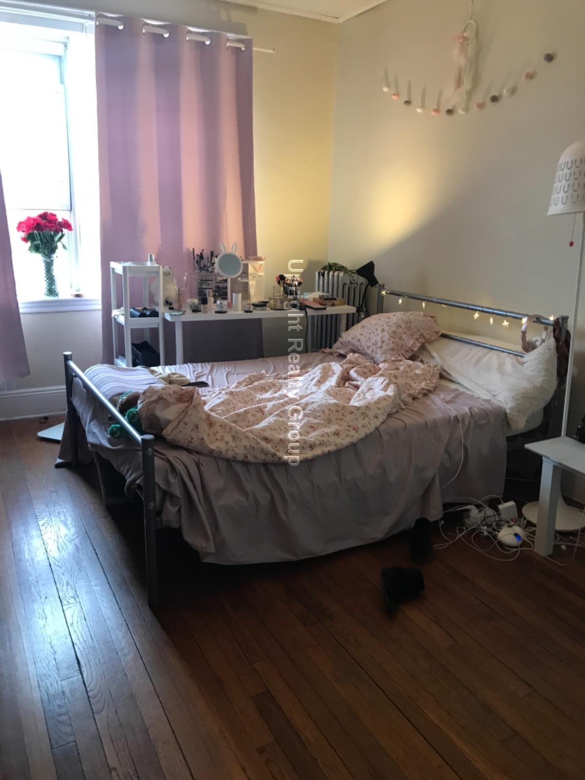 55 Linden St, Allston