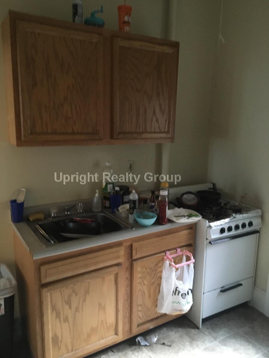 11 Royce Rd, Allston