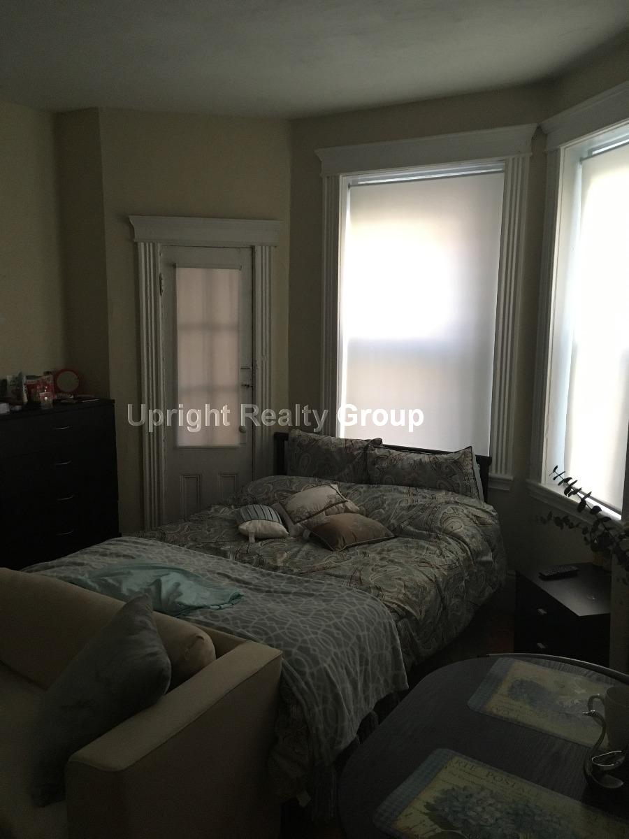 15 Royce Rd, Allston