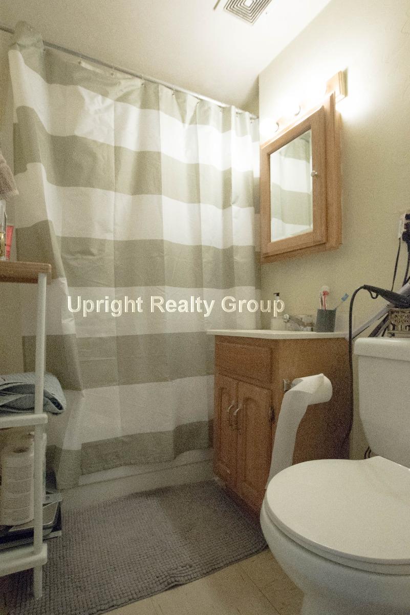 231 Harrison Ave, Chinatown