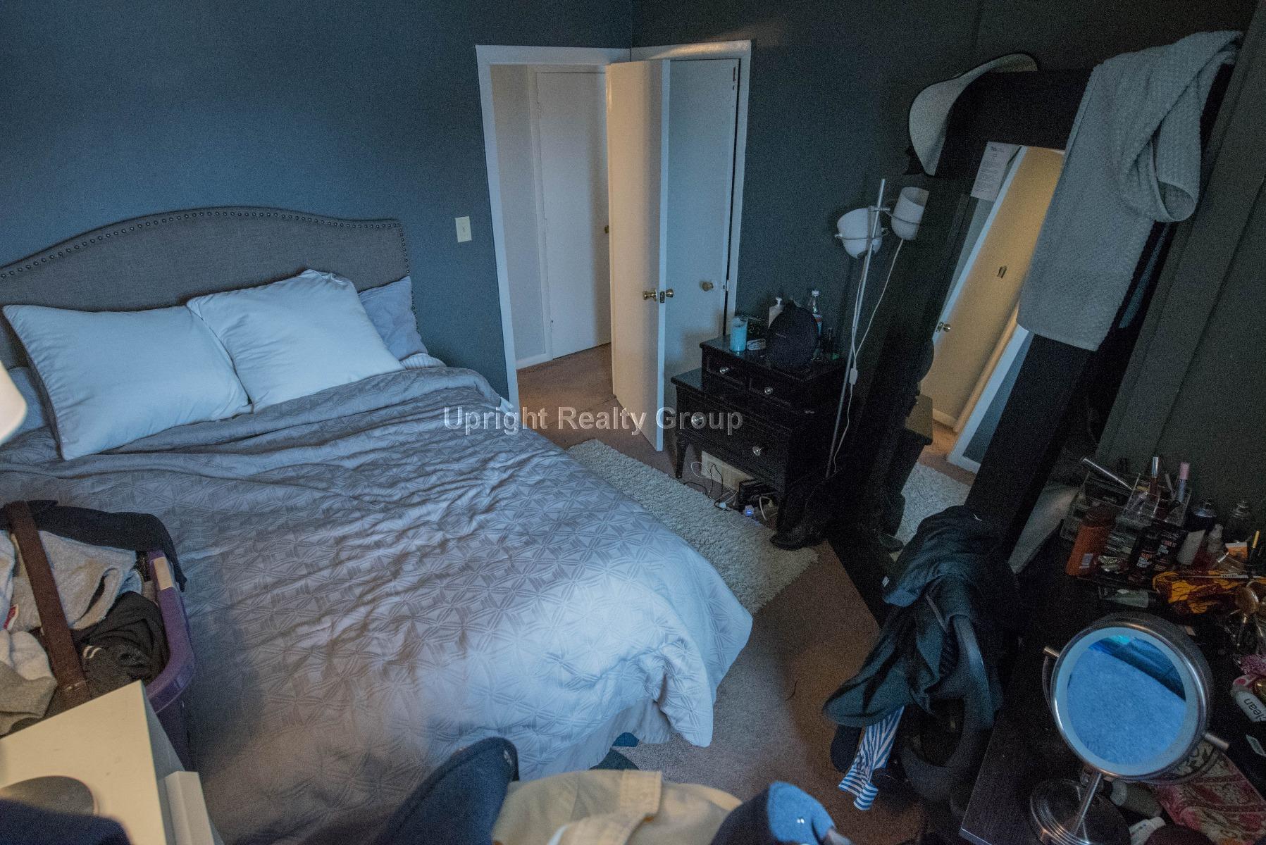 231 Harrison Ave, Chinatown