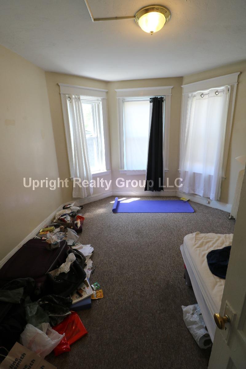 68 Woodstock Ave, Brighton