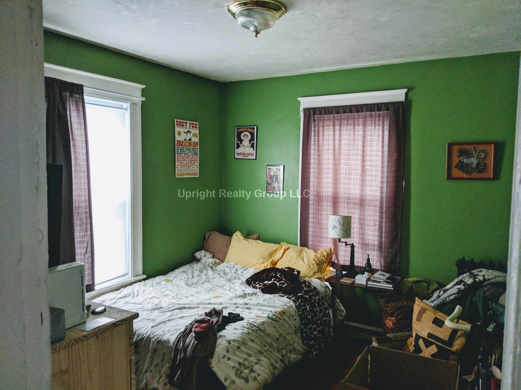 26 Lourdes Ave, Jamaica Plain