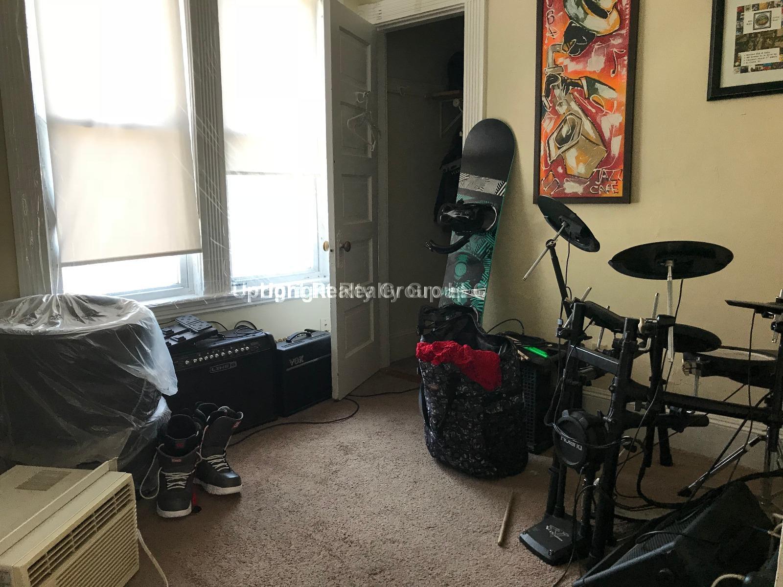 25 Linden St, Allston