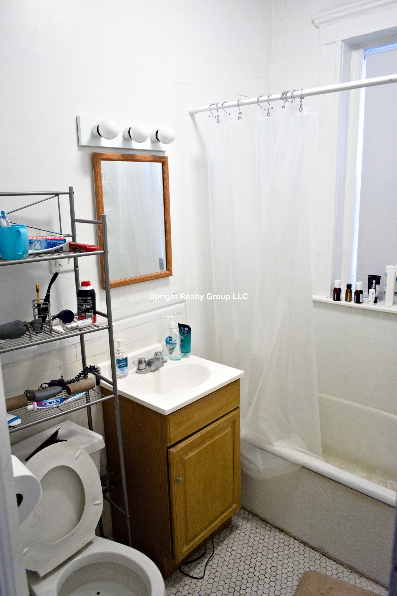 109 Brainerd Rd, Brighton