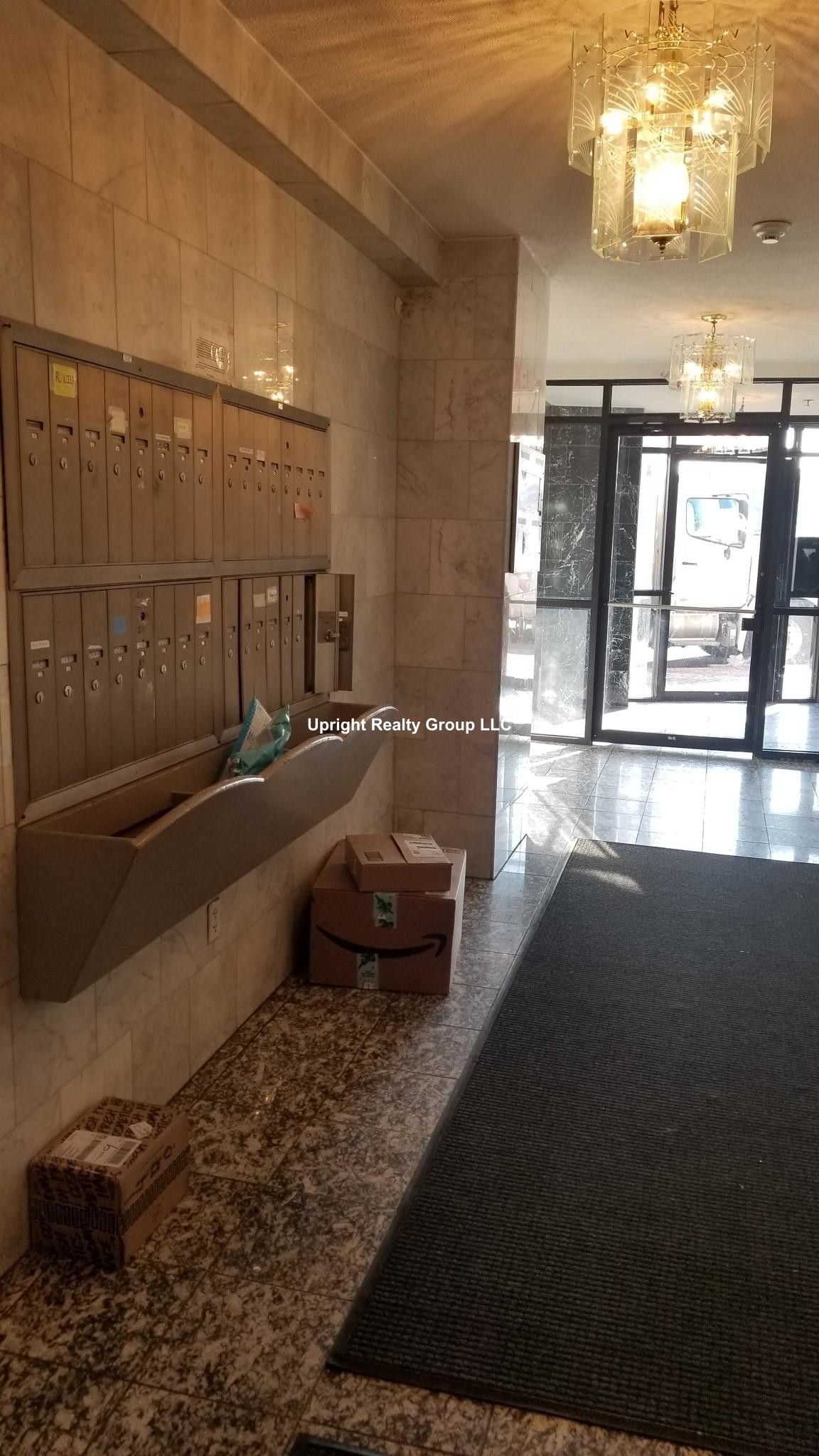 231 Harrison Ave, Chinatown