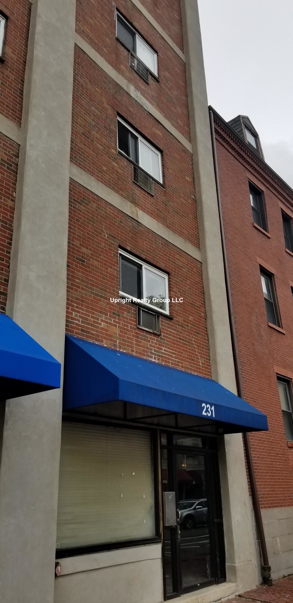 231 Harrison Ave, Chinatown