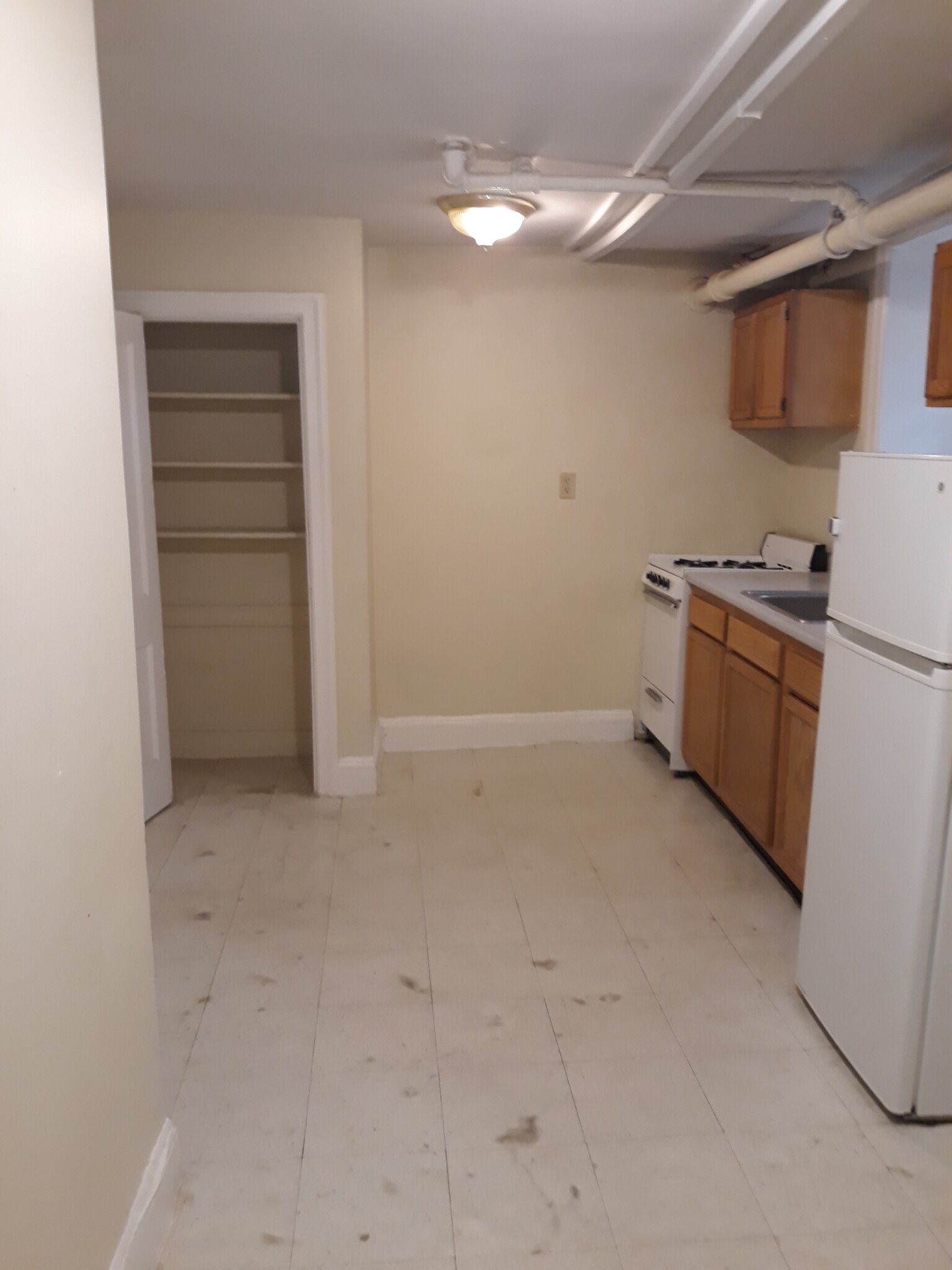 35 Gardner St, Allston