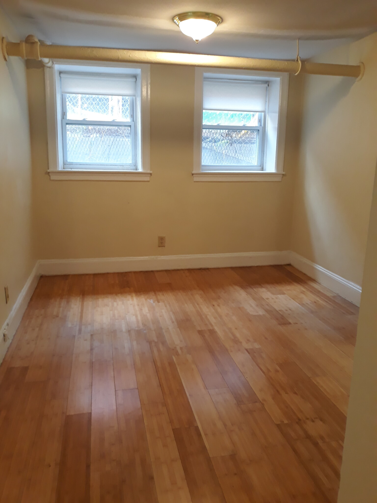 35 Gardner St, Allston