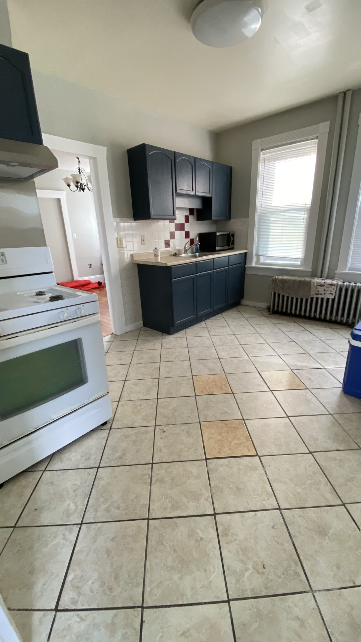 Pictures of  property for rent on Gibson St., Boston, MA 02122