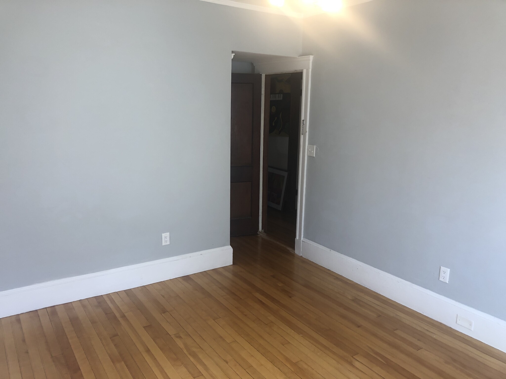 69 Hillside Rd, Watertown