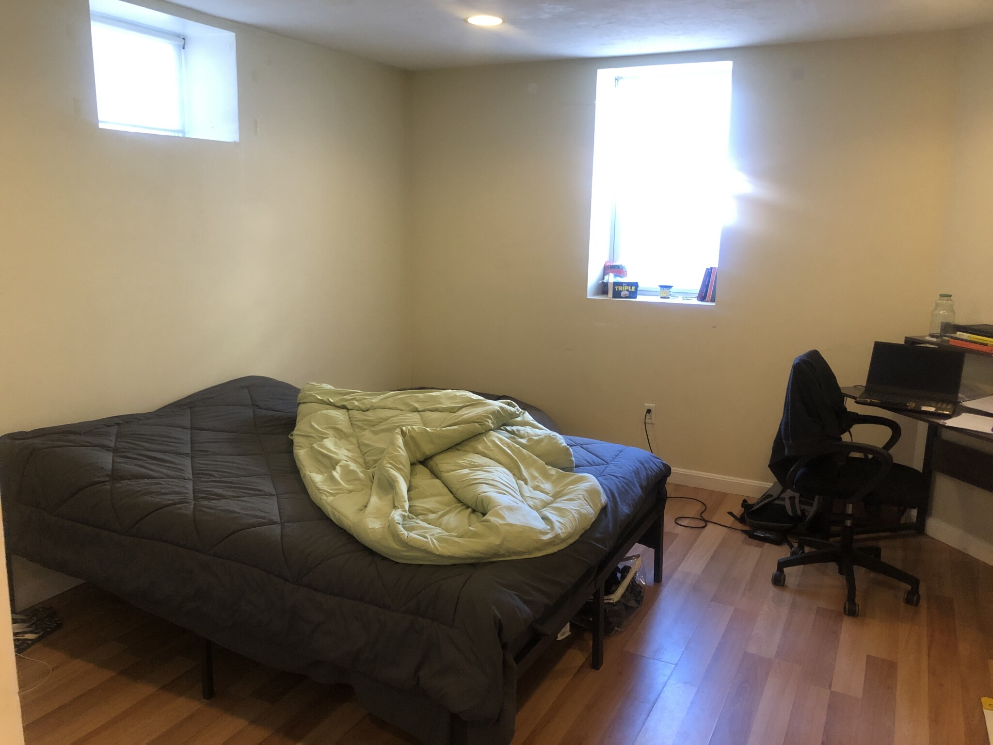 19 Braemore Rd, Brighton