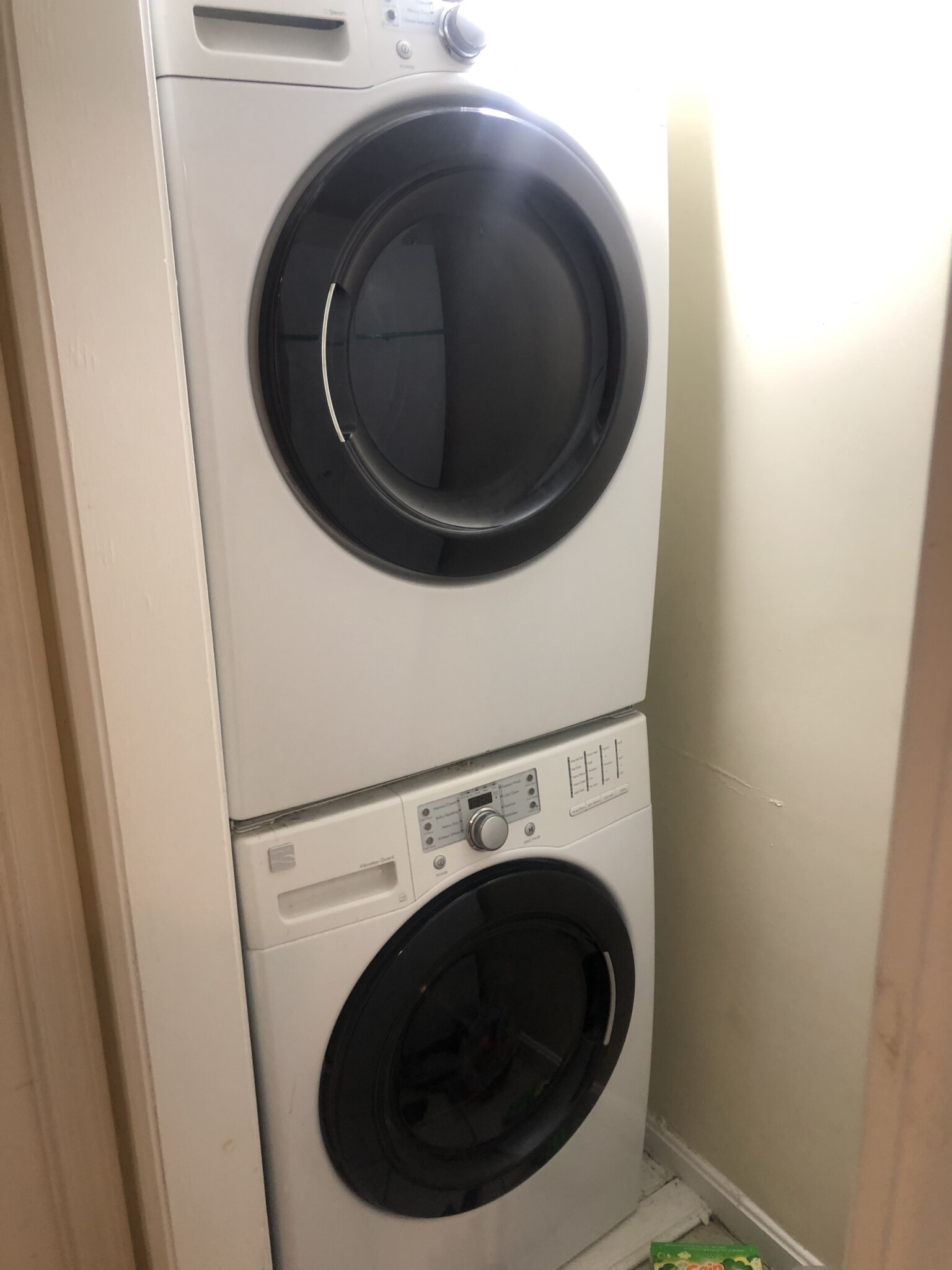 19 Braemore Rd, Brighton