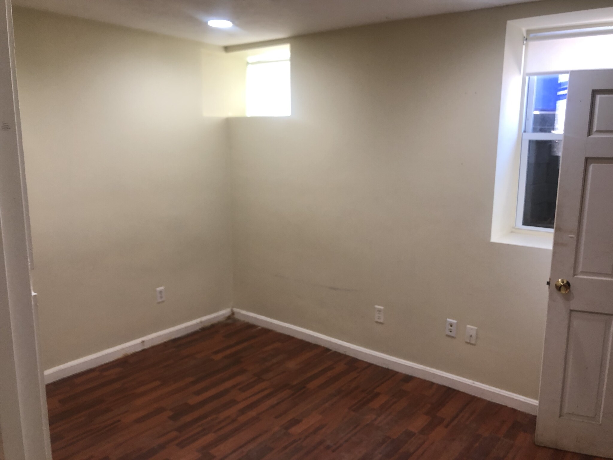 19 Braemore Rd, Brighton