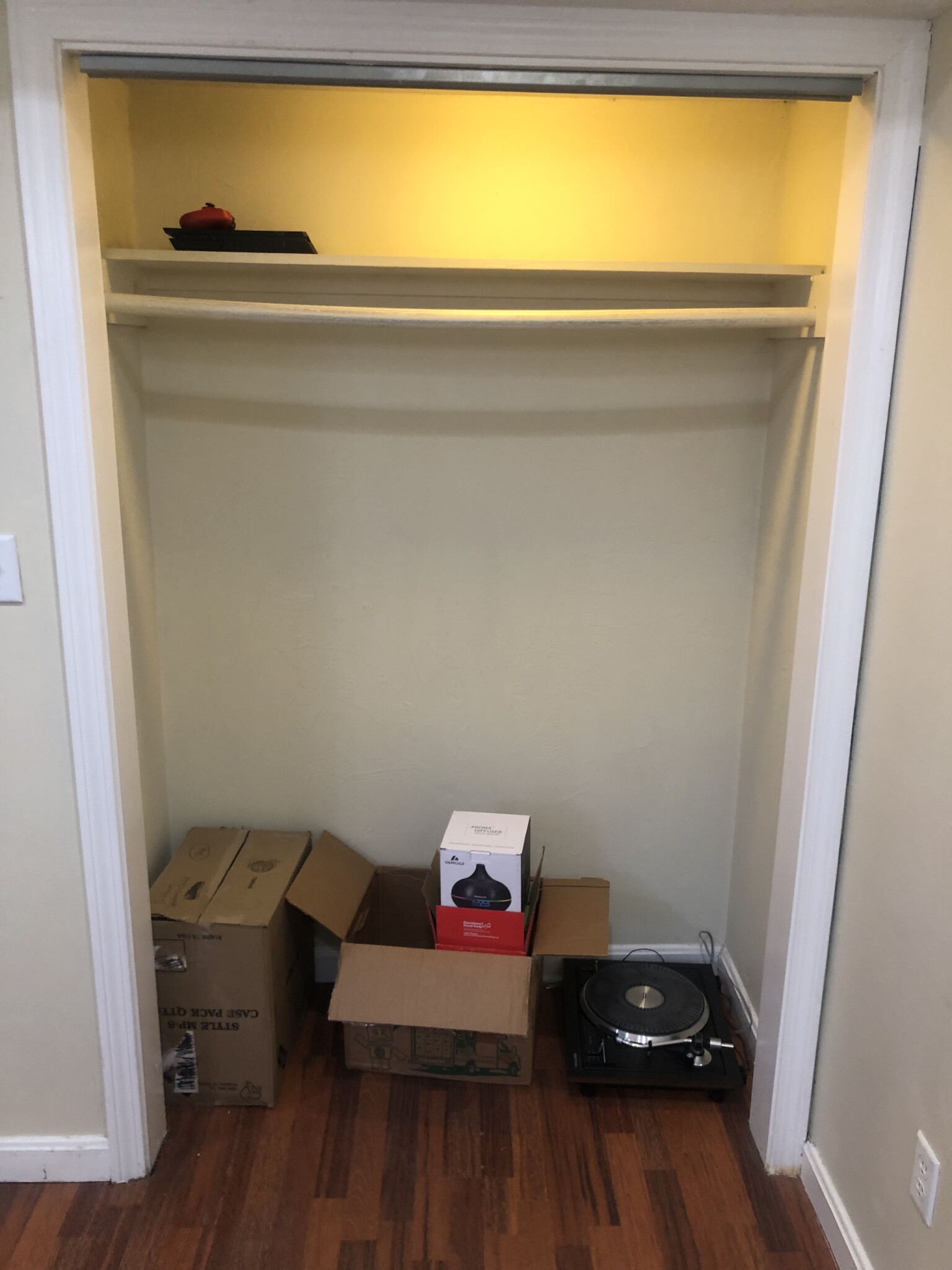 19 Braemore Rd, Brighton