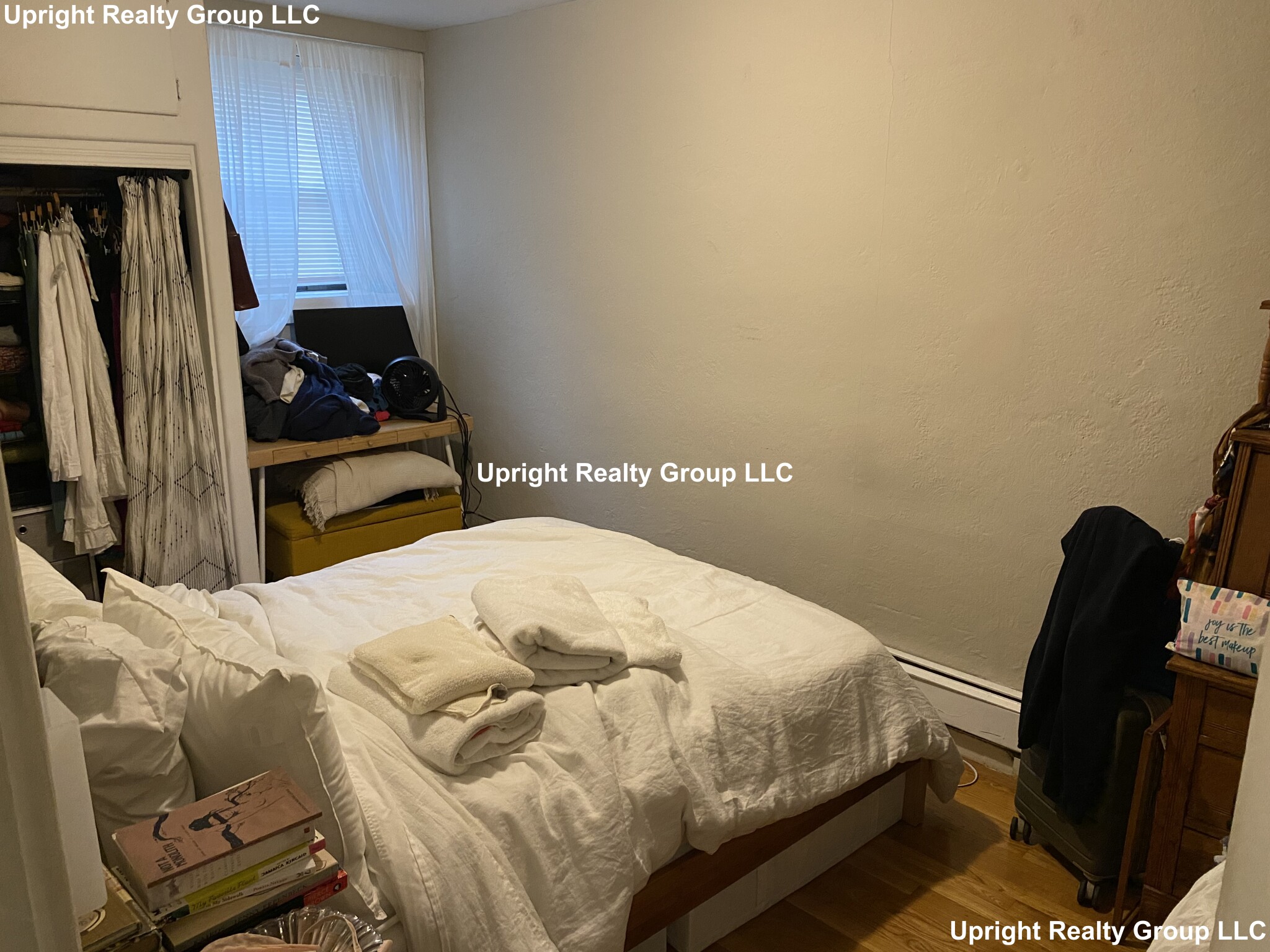 https://ygl-photos.s3.us-west-004.backblazeb2.com/9693W684de08cd996b.jpg
