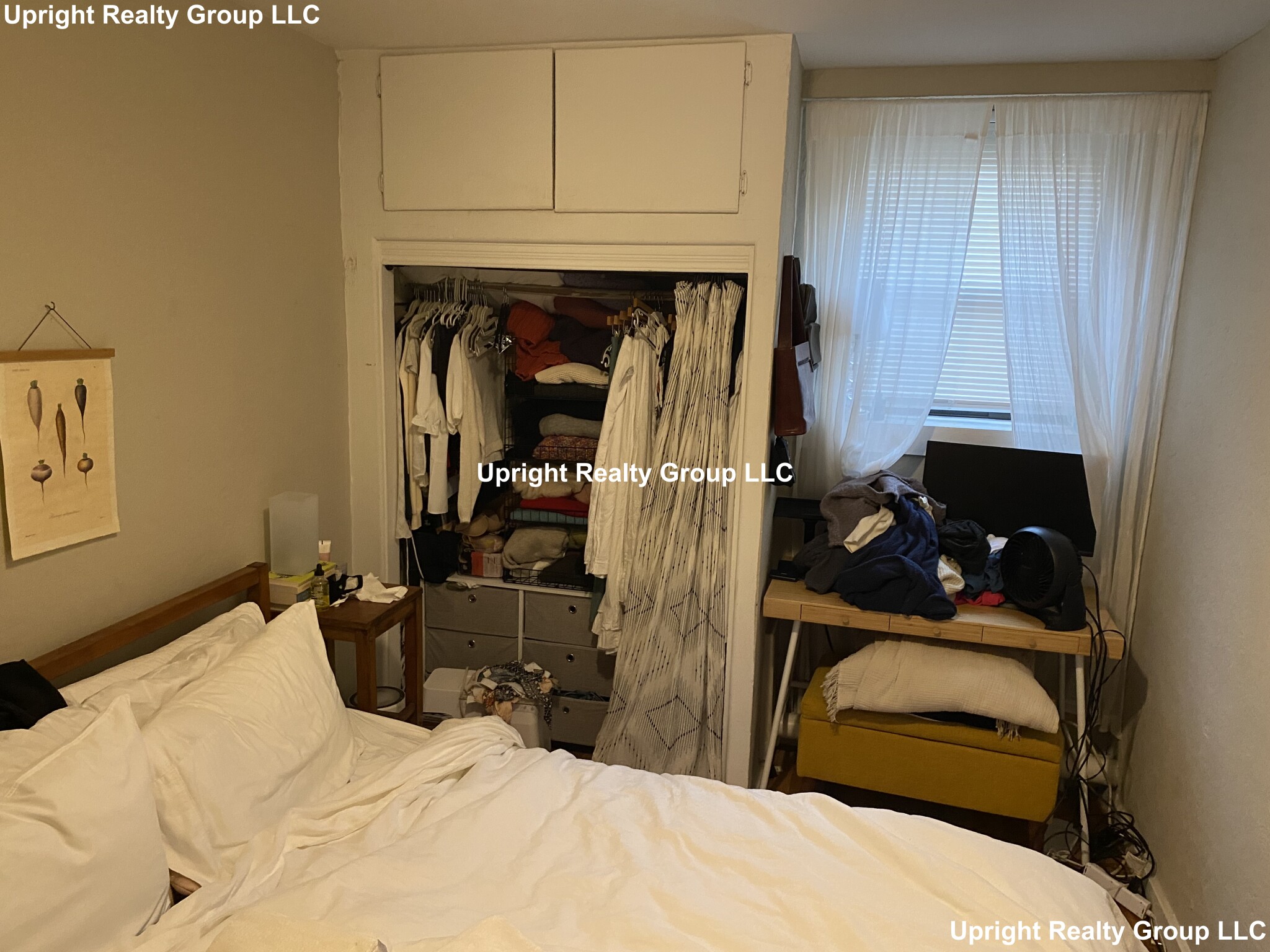 https://ygl-photos.s3.us-west-004.backblazeb2.com/9693W684de09494ada.jpg