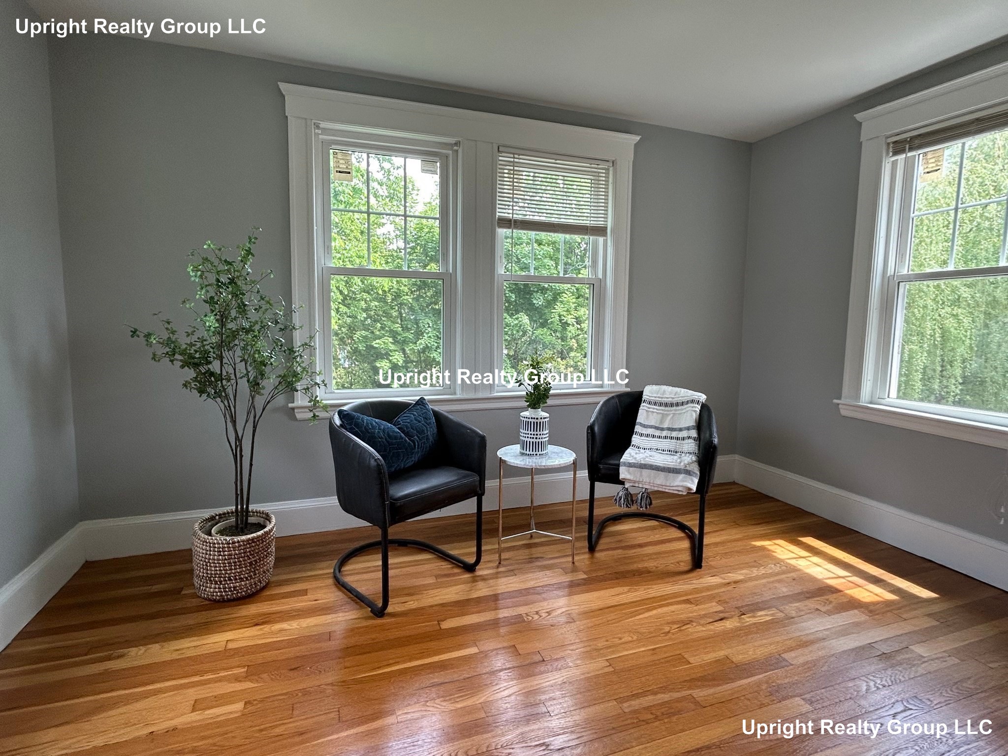 Photos of apartment on Cloverdale Rd.,Newton MA 02461