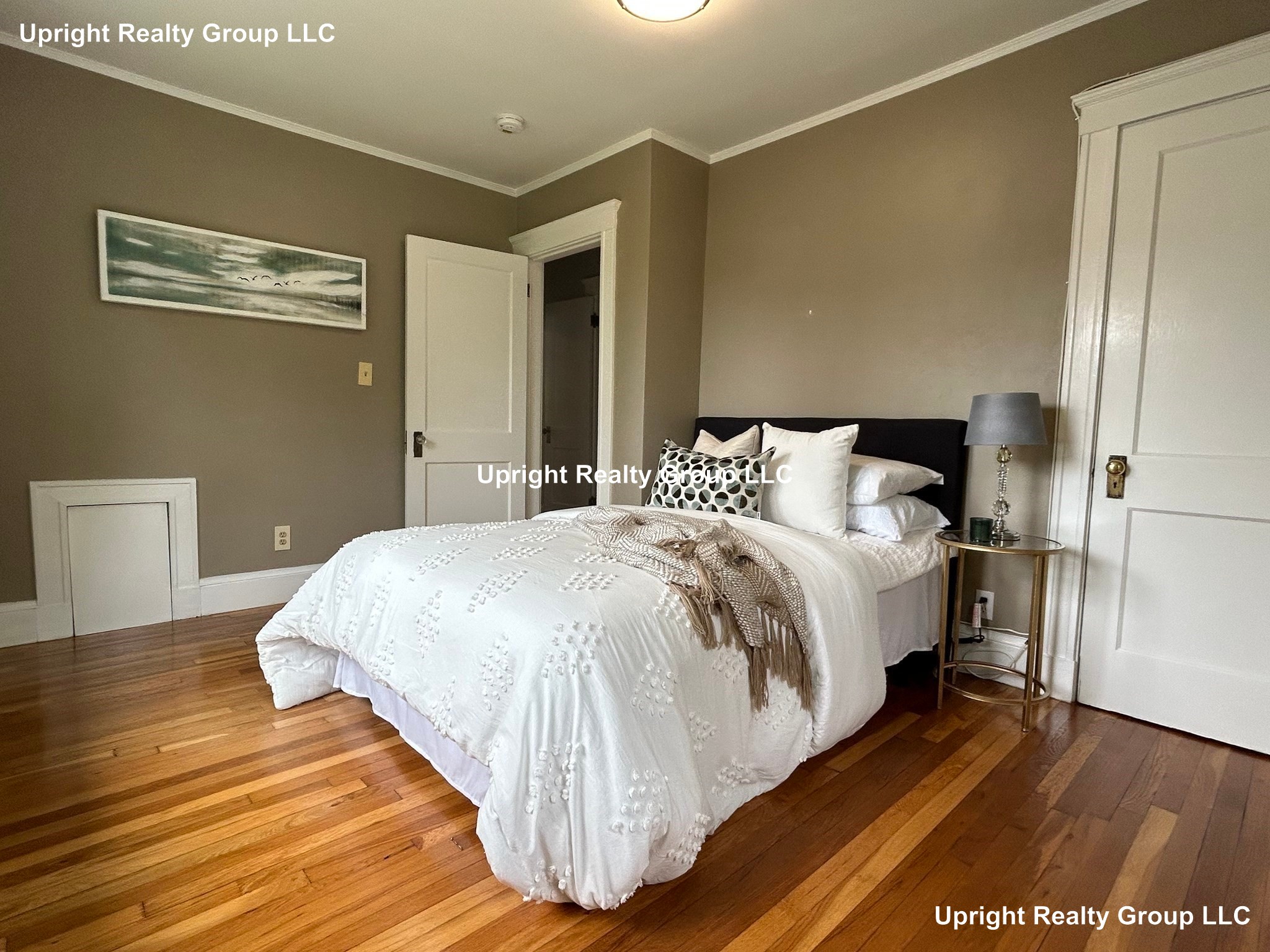 Photos of apartment on Cloverdale Rd.,Newton MA 02461