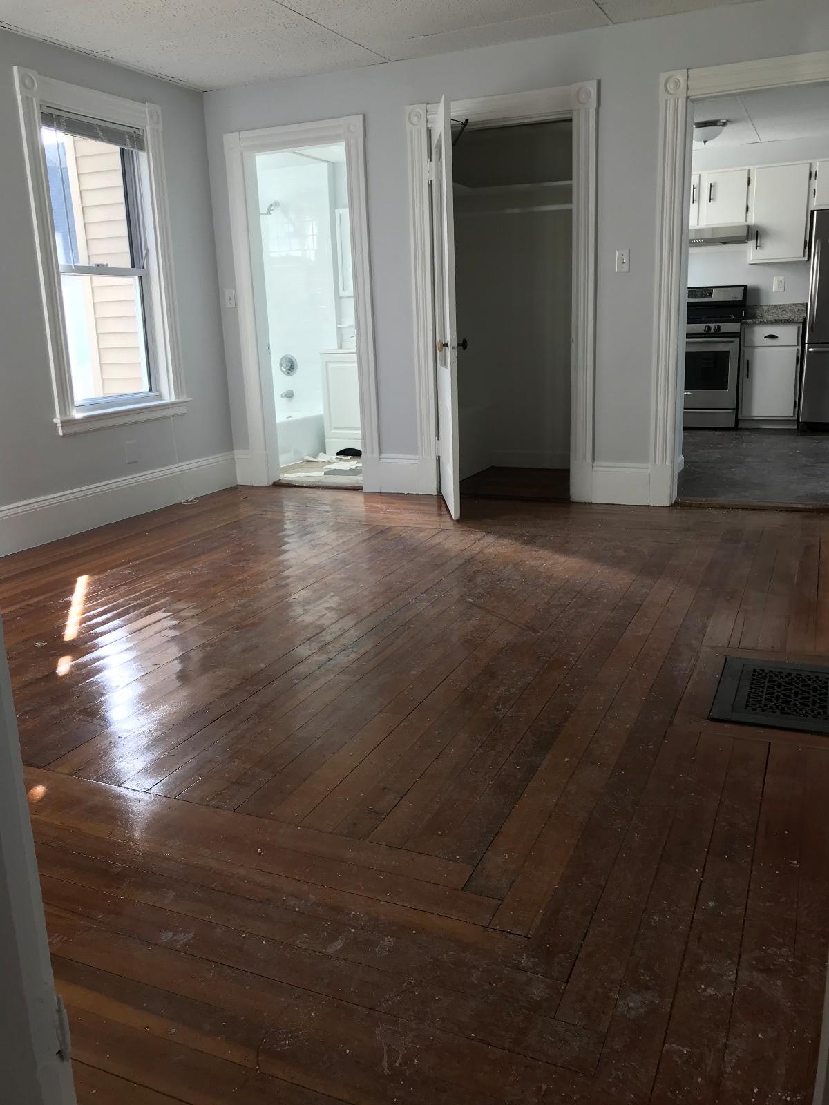 3 bed, 1 bath apartment for rent at 963 Winthrop Ave, Revere — photo 2 of 6