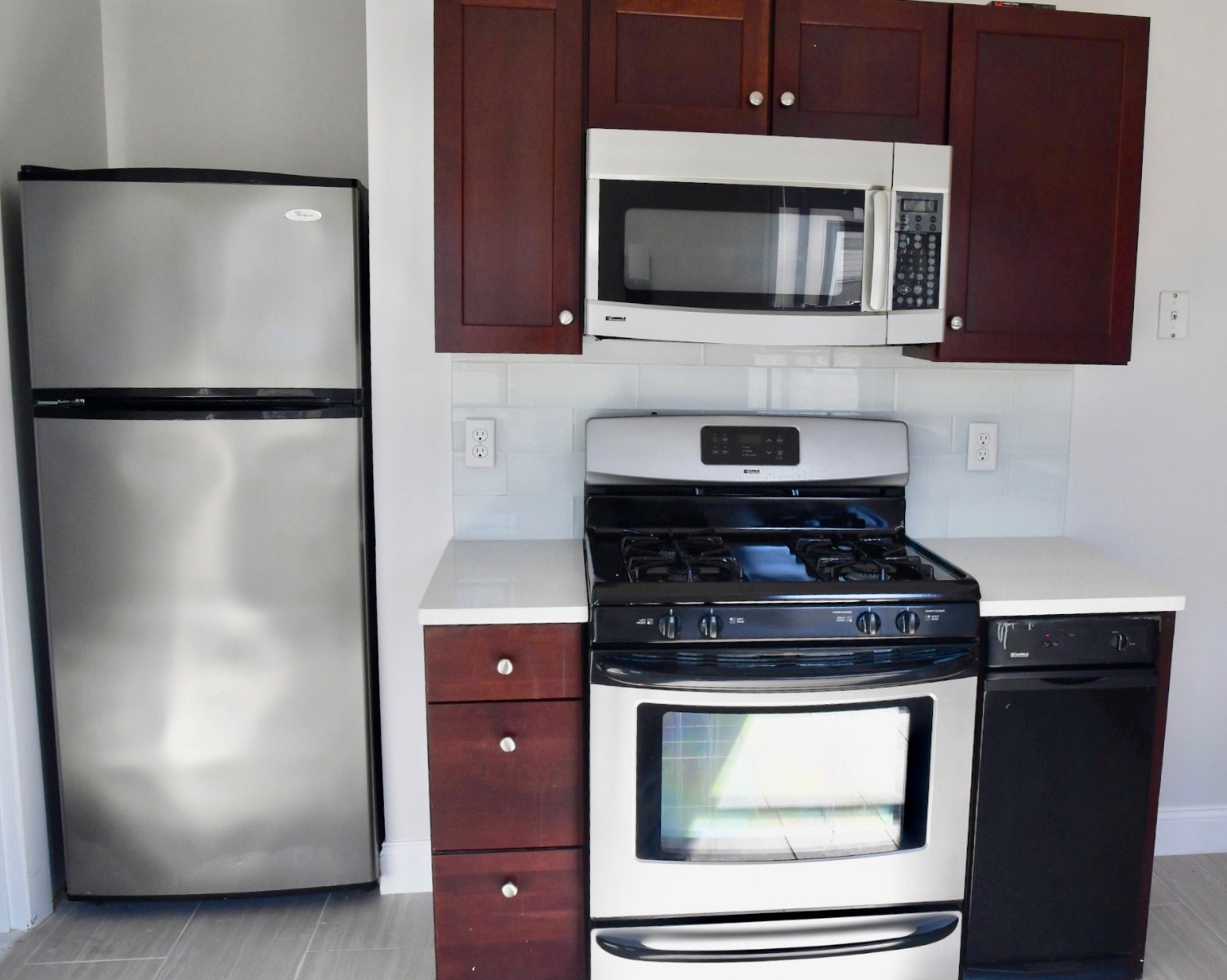 86 Elmira St, Oak Square