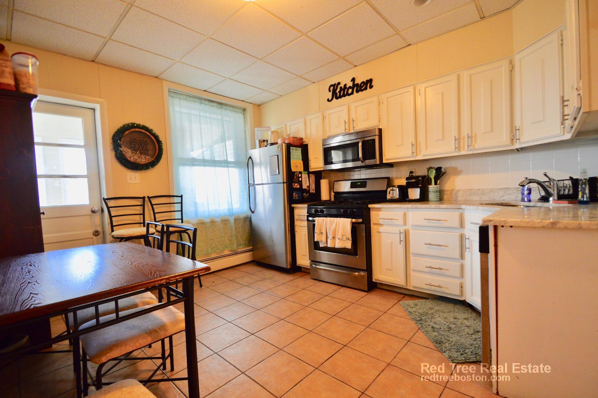 3 bed, 1 bath apartment for rent at 121 Cottage St Unit 1, East Boston — photo 3 of 16