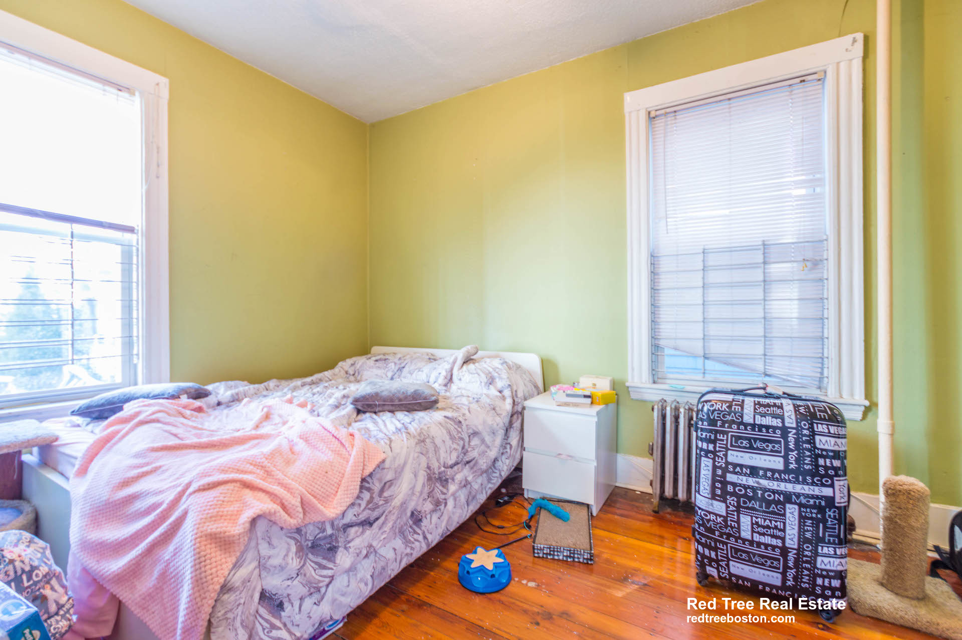 Photos of apartment on Oakview Ter.,Boston MA 02130