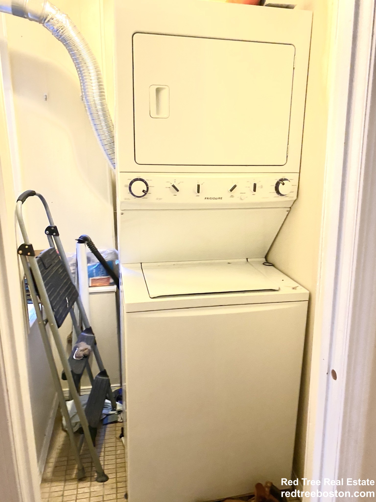 4 bed, 1 bath apartment for rent at 121 Cottage St Unit 2, East Boston — photo 2 of 15