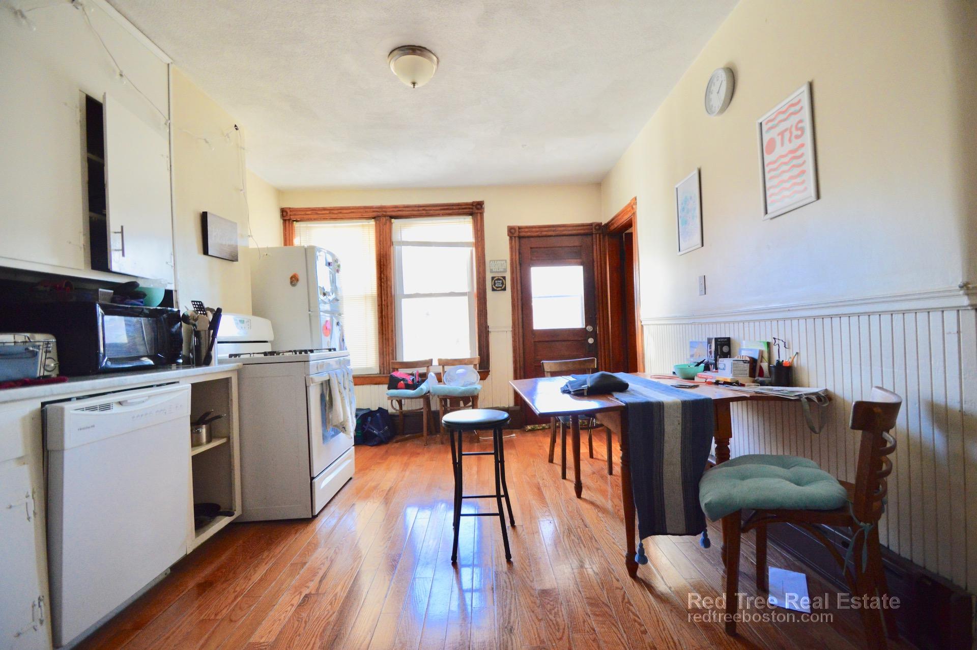 Photos of apartment on Cottage St.,Boston MA 02128