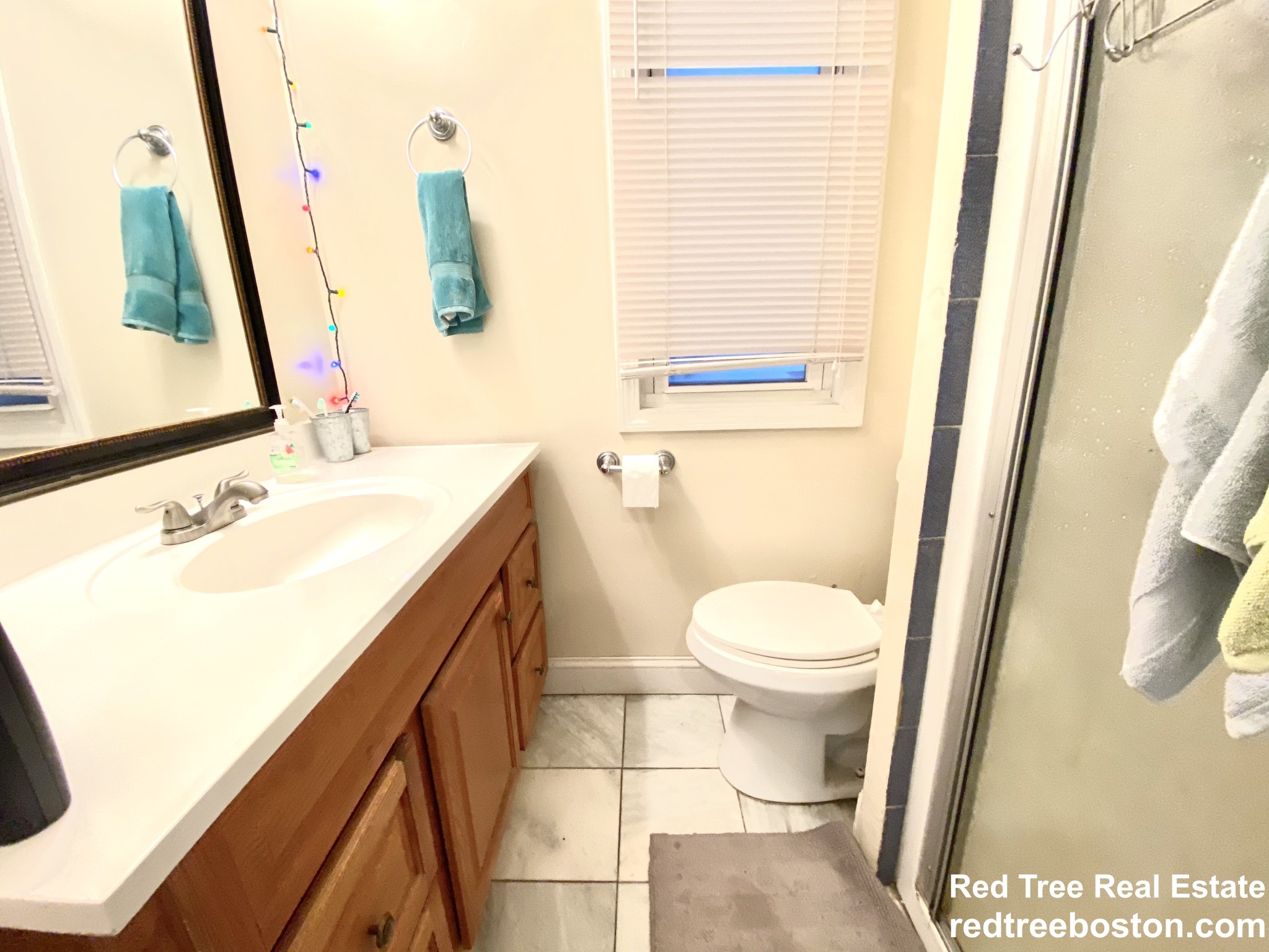 4 bed, 1 bath apartment for rent at 110 Paris St Unit 2, East Boston — photo 8 of 11
