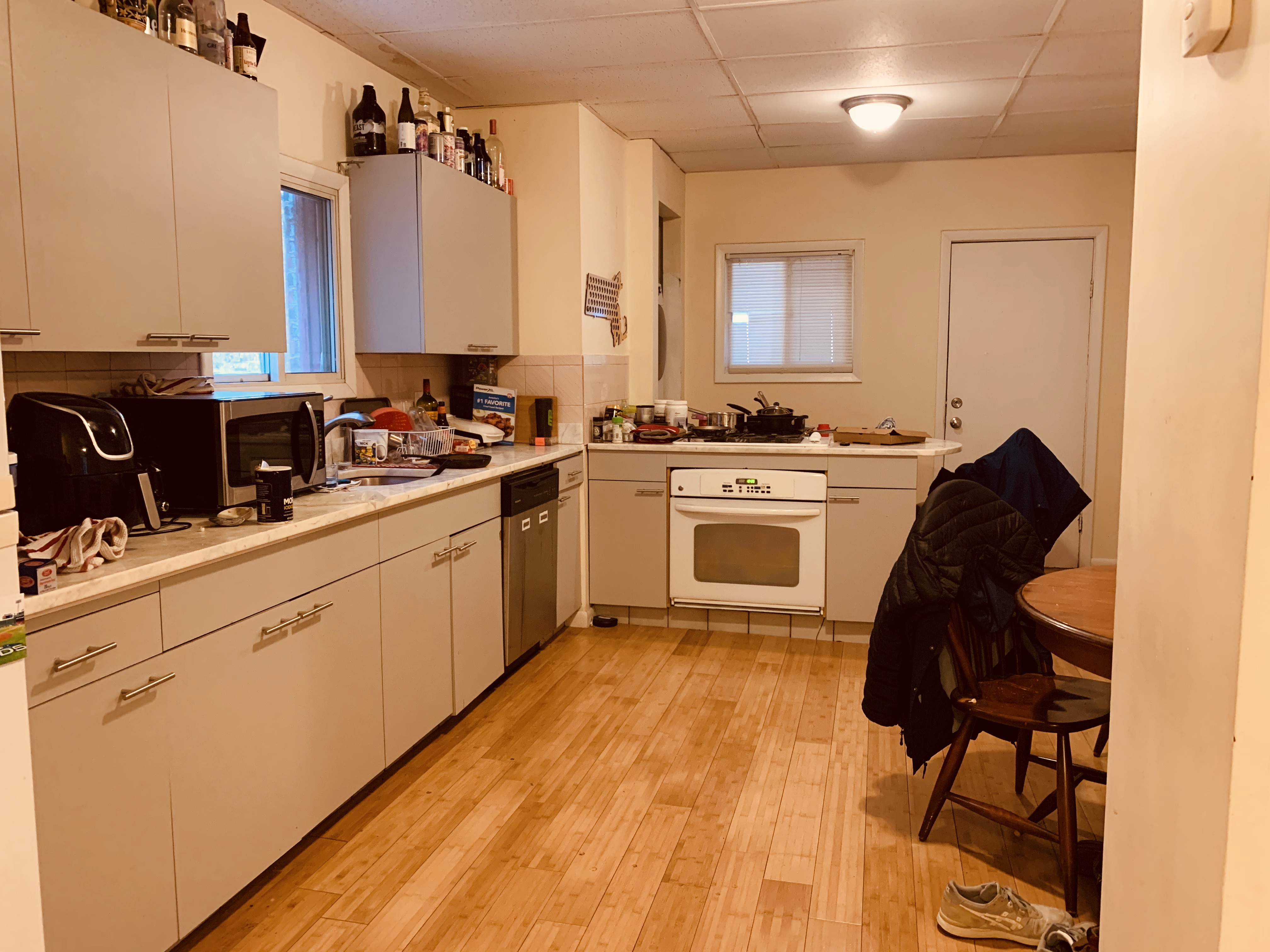 3 bed, 1 bath apartment for rent at 135 Orleans St Unit 1, East Boston