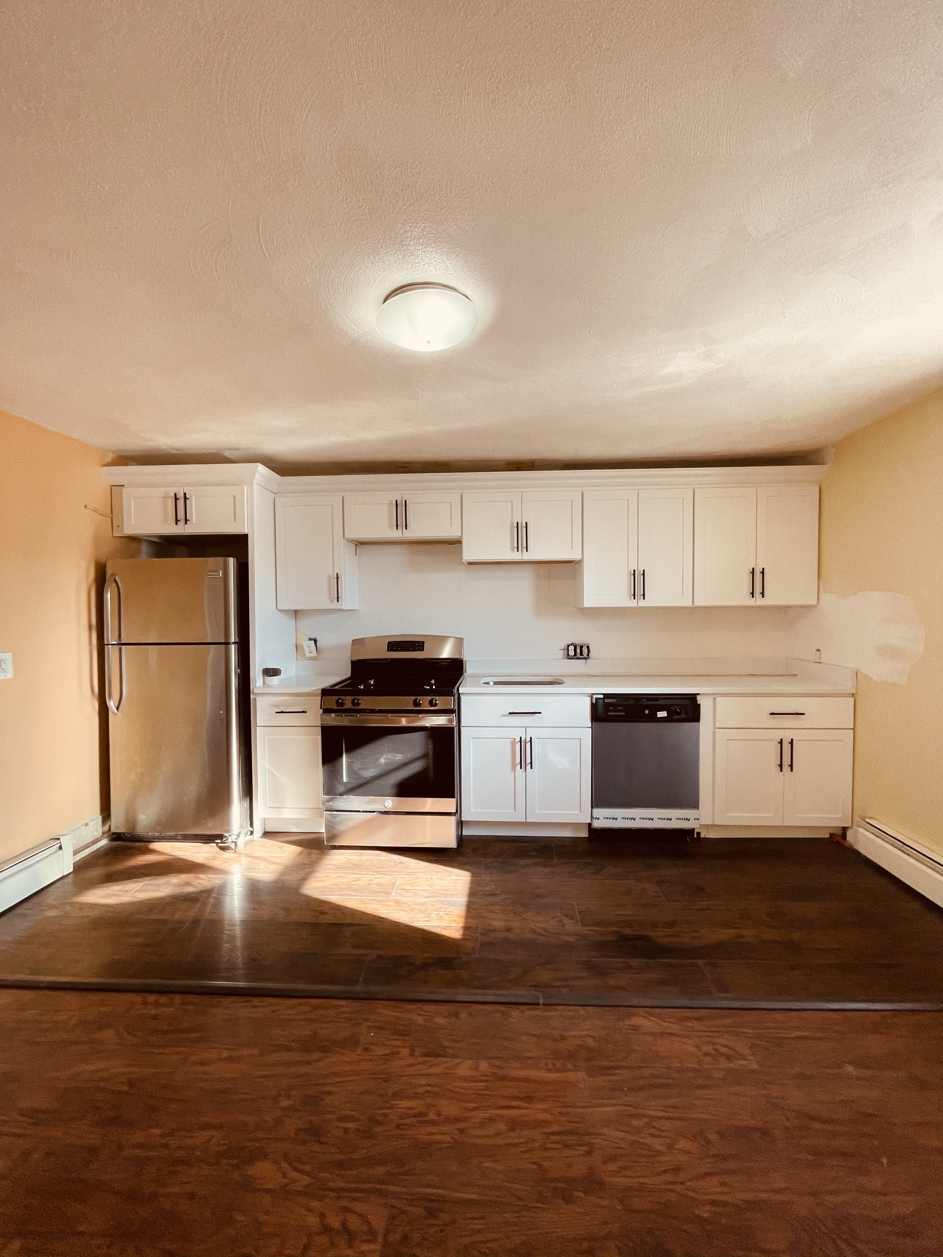 2 bed, 1 bath apartment for rent at 809 Saratoga St Unit 3, East Boston