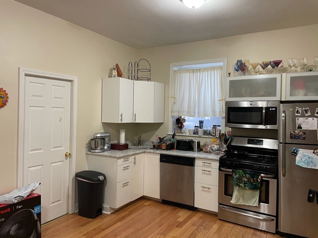 3 bed, 1 bath apartment for rent at 289 Sumner St Unit 1, East Boston — photo 2 of 4