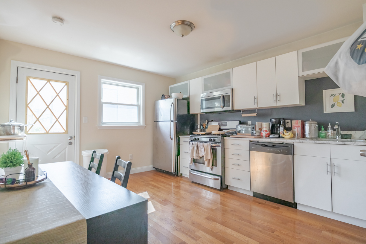 2 bed, 1 bath apartment for rent at 377 Maverick St Unit 2, East Boston — photo 3 of 13