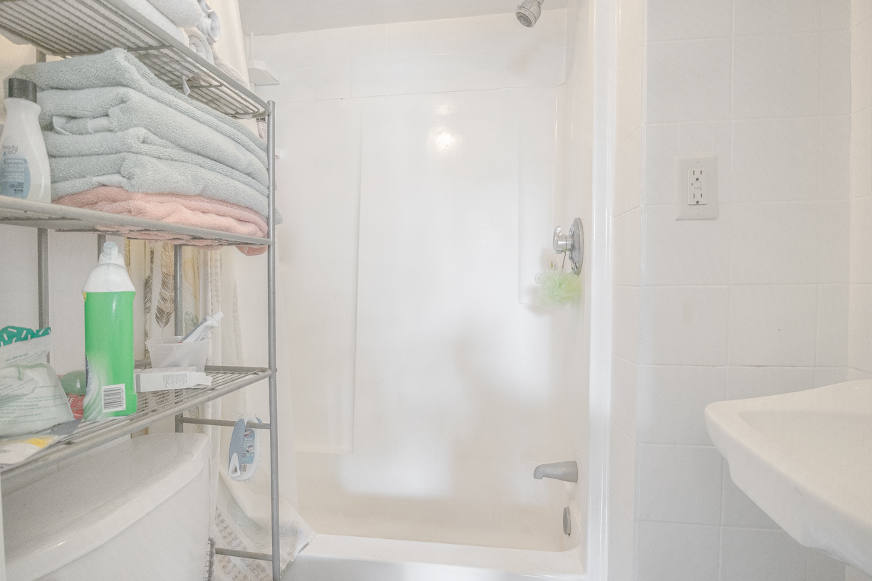 2 bed, 1 bath apartment for rent at 377 Maverick St Unit 2, East Boston — photo 8 of 13