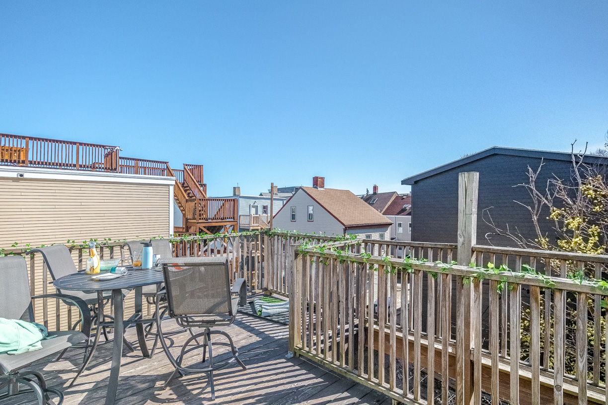 367 Maverick St, East Boston