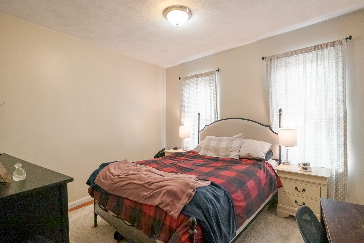 3 bed, 1 bath apartment for rent at 103 Orleans St Unit 3, East Boston — photo 3 of 6