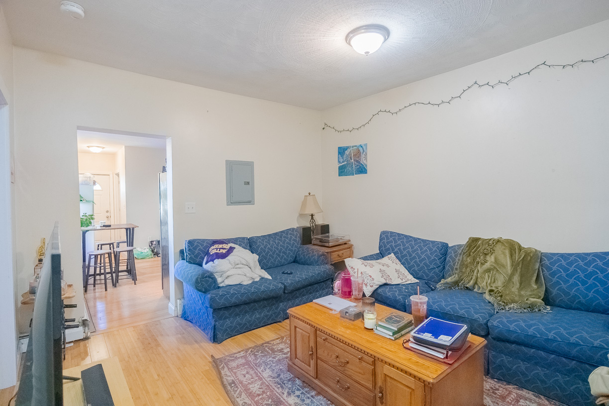 3 bed, 1 bath apartment for rent at 15 Havre St Unit 3, East Boston — photo 2 of 7