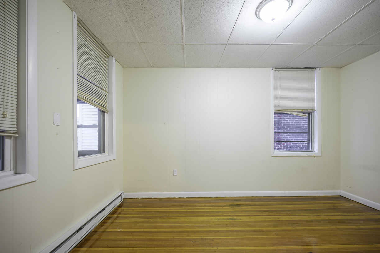 4 bed, 1 bath apartment for rent at 135 Orleans St Unit 2, East Boston — photo 8 of 11