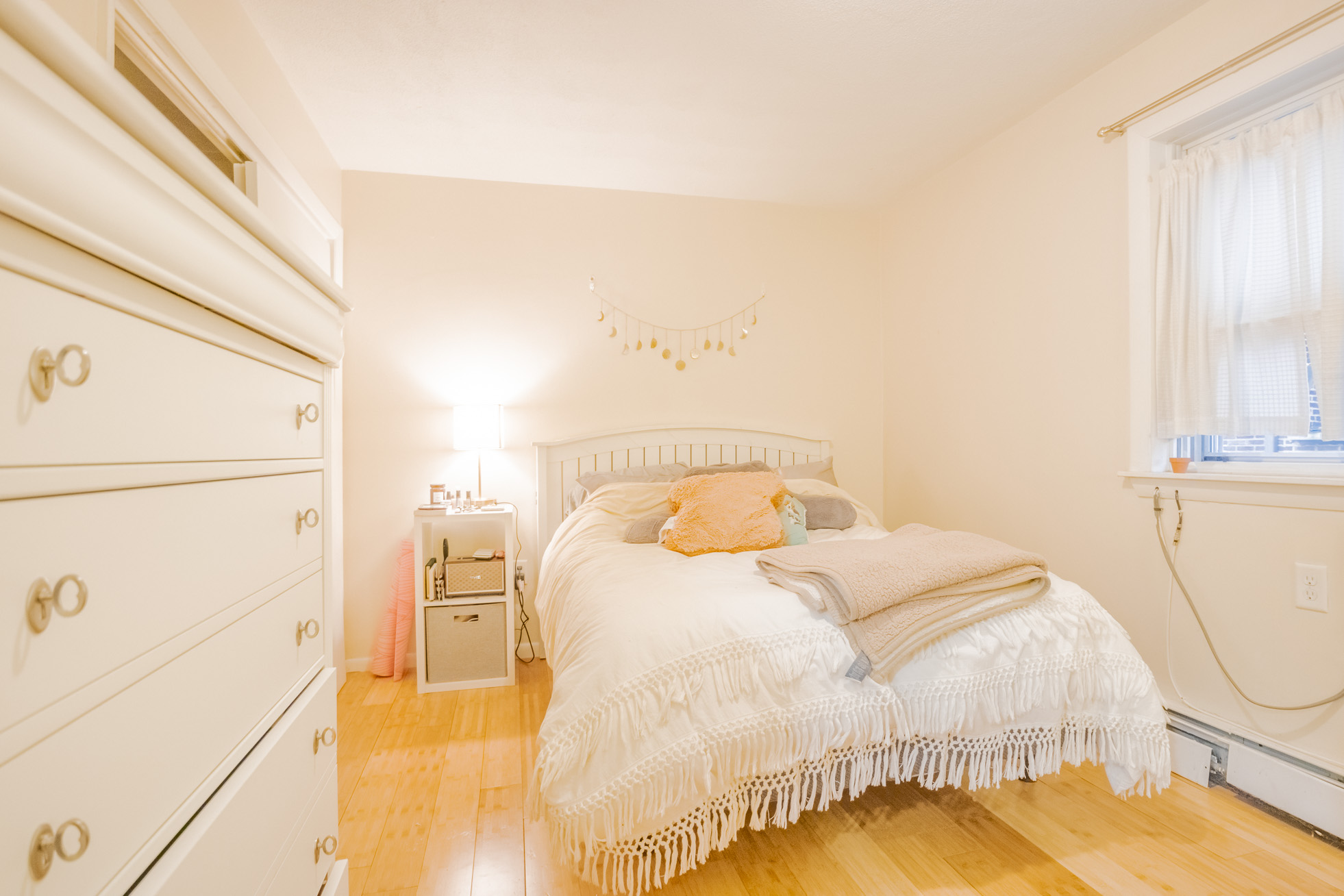 3 bed, 1 bath apartment for rent at 10 12 Breed St Unit 6, East Boston
