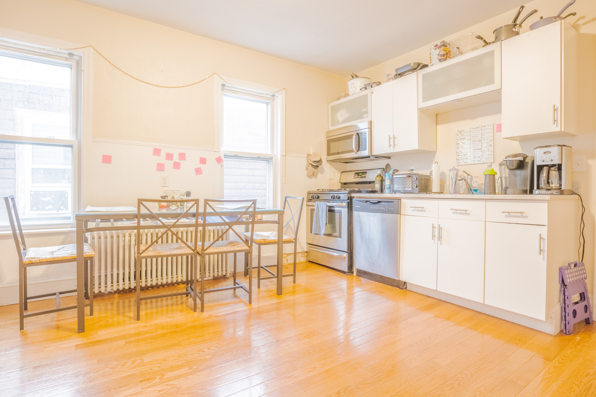 4 bed, 1 bath apartment for rent at 166 Leyden St Unit 3, East Boston — photo 3 of 8