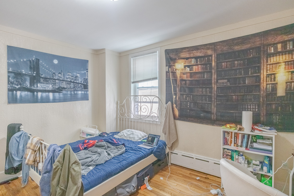 3 bed, 1 bath apartment for rent at 284 Sumner St Unit 1, East Boston — photo 4 of 7