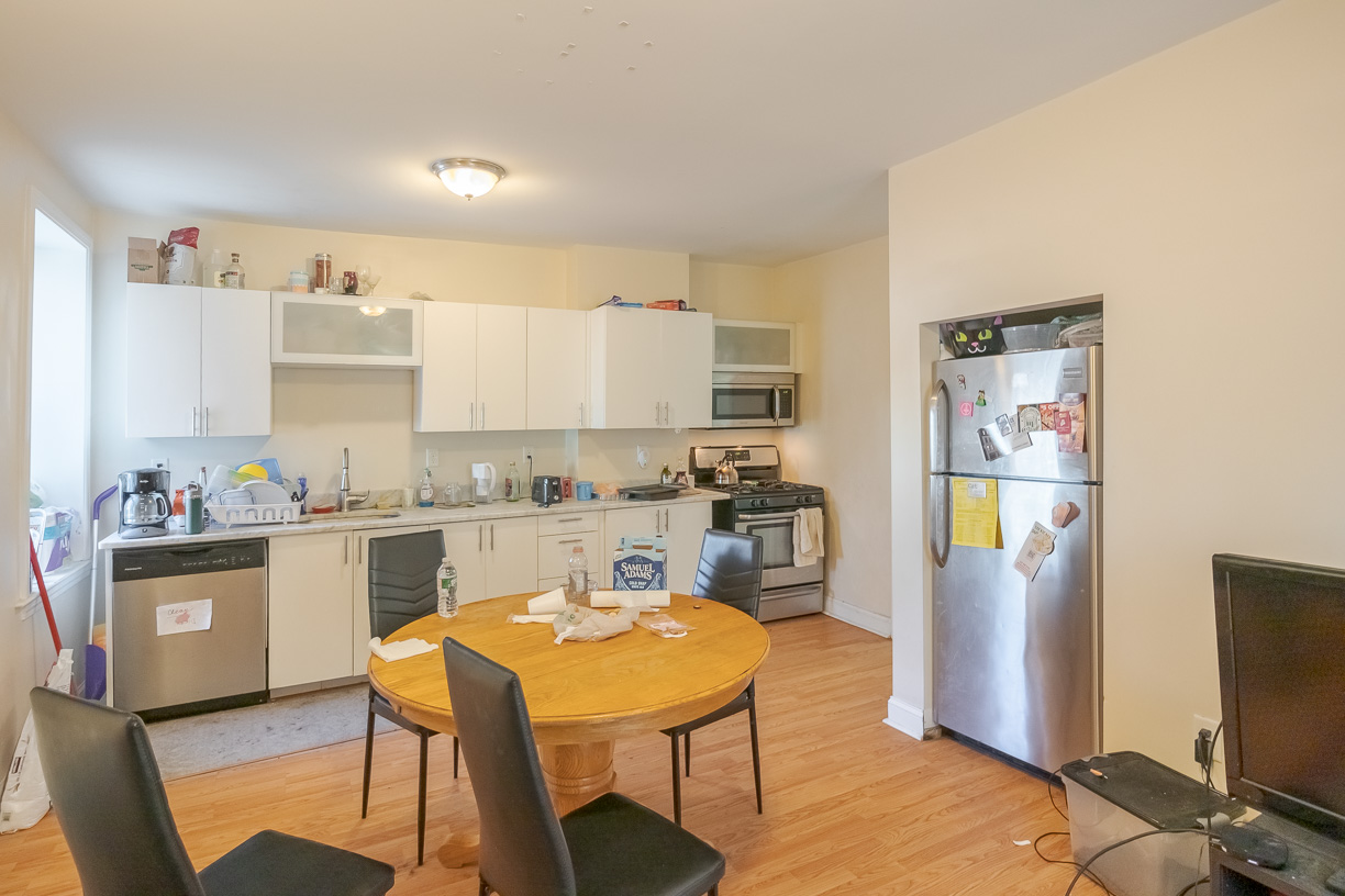 3 bed, 1 bath apartment for rent at 284 Sumner St Unit 1, East Boston