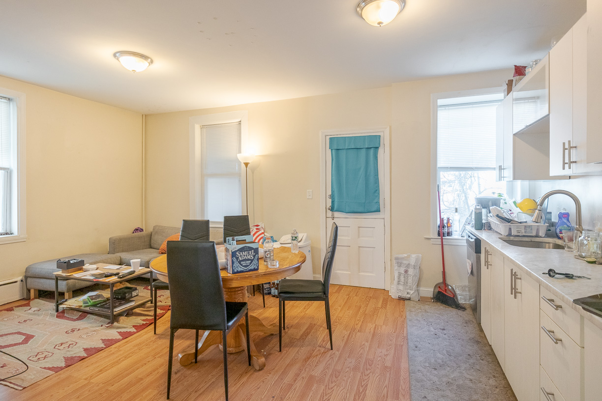 3 bed, 1 bath apartment for rent at 284 Sumner St Unit 1, East Boston — photo 2 of 7