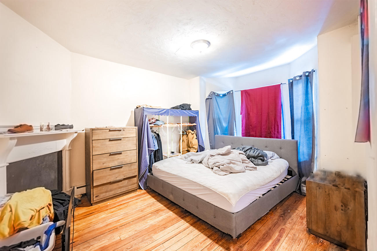 114 Everett St, East Boston